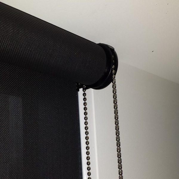 Roller blinds mechanism