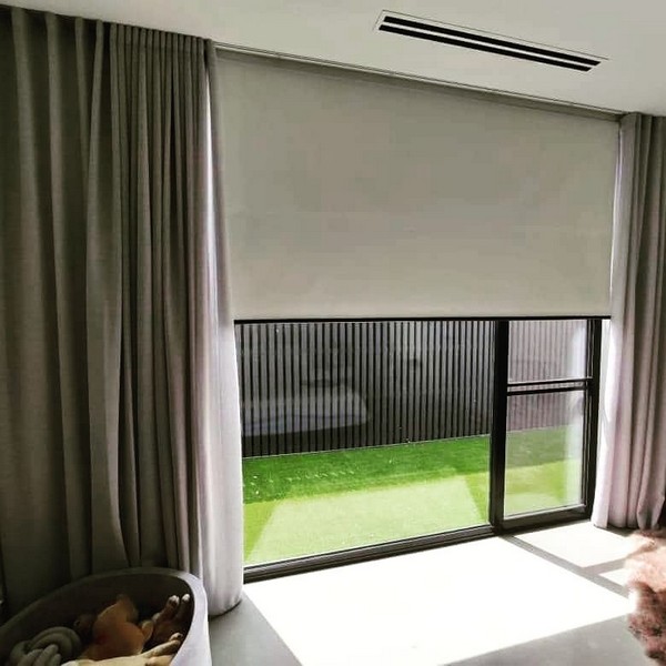 Motorized roller blinds and curtains