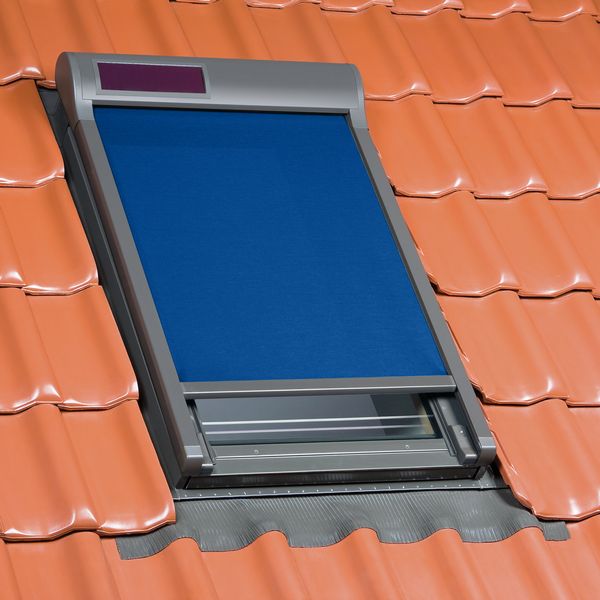 External skylight blinds 682 Marine Blue